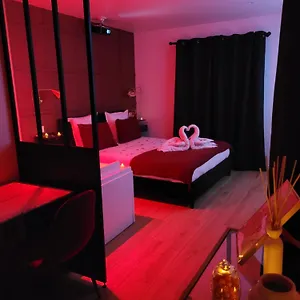 Nuit D'evasion Avec Baignoire Balneotherapie Appartement